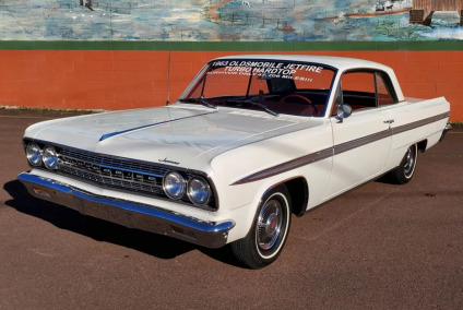 The Republic of LM 1963 Olds
