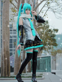 The Emirate of Miku Cosplay