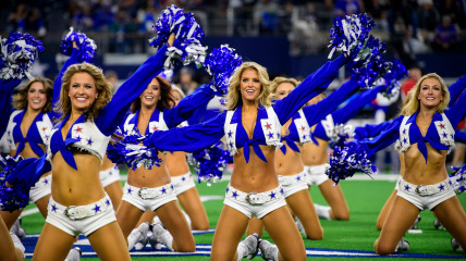 The Awesome World of NFL Che
